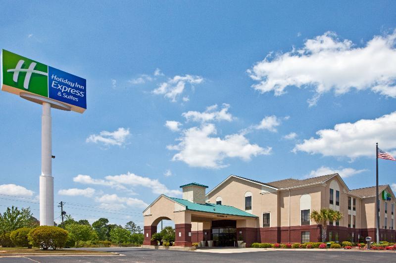 Holiday Inn Express & Suites Milton East I-10, An Ihg Hotel Exterior foto